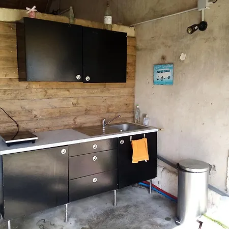 Ancienne Ecole De Colombier Bed & Breakfast